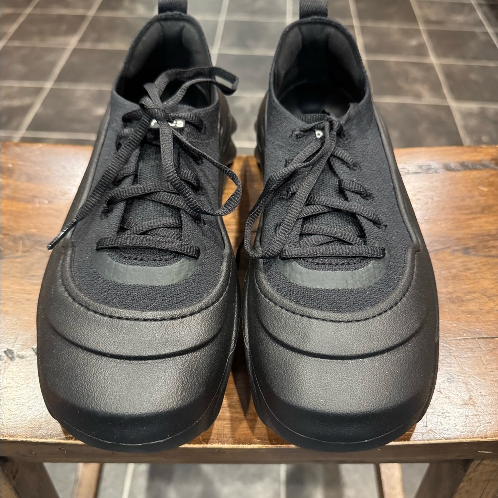 CROCS Black Athletic Shoes with Elevated Platform Sole